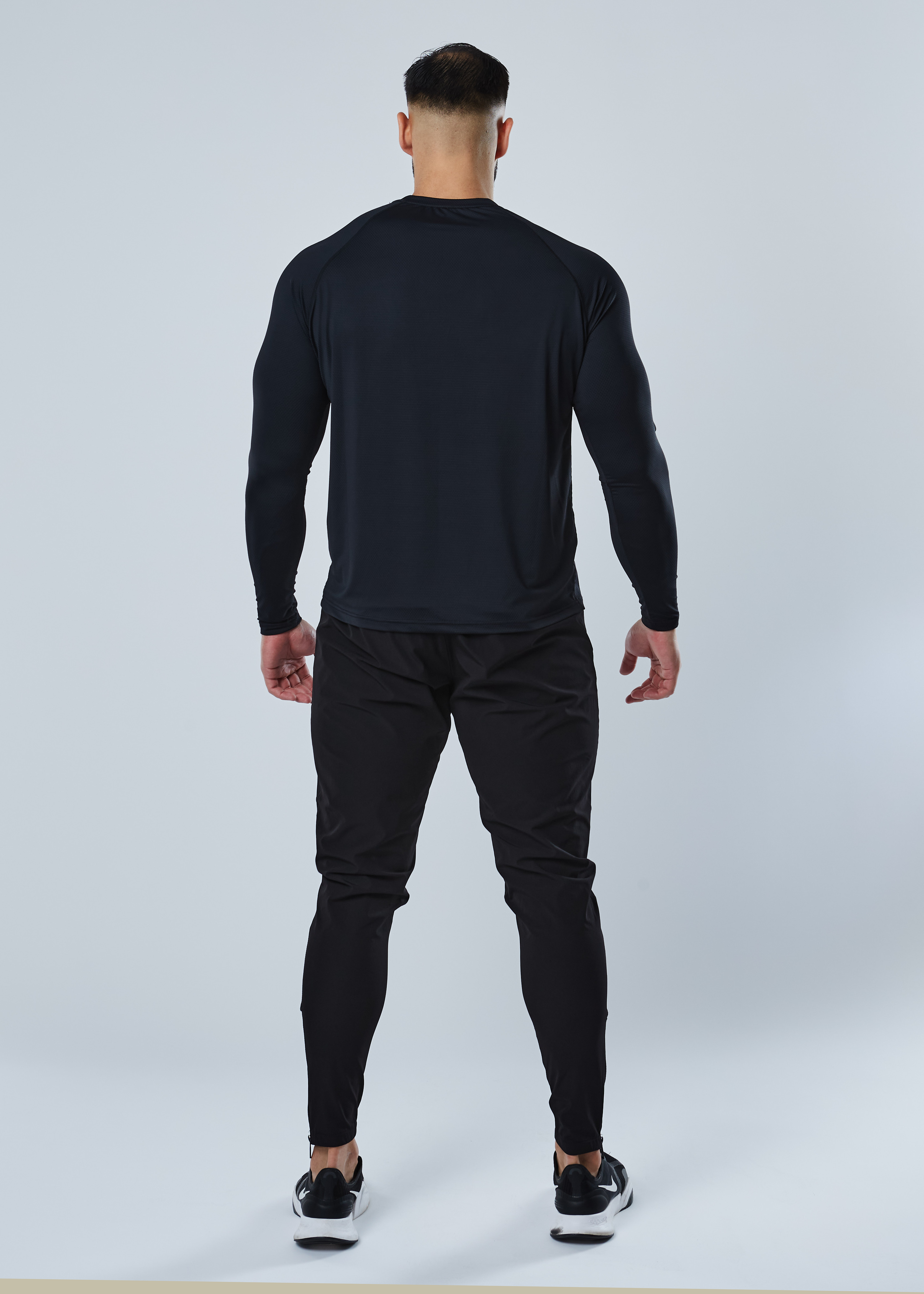 Core Long Sleeve Tee (Black)