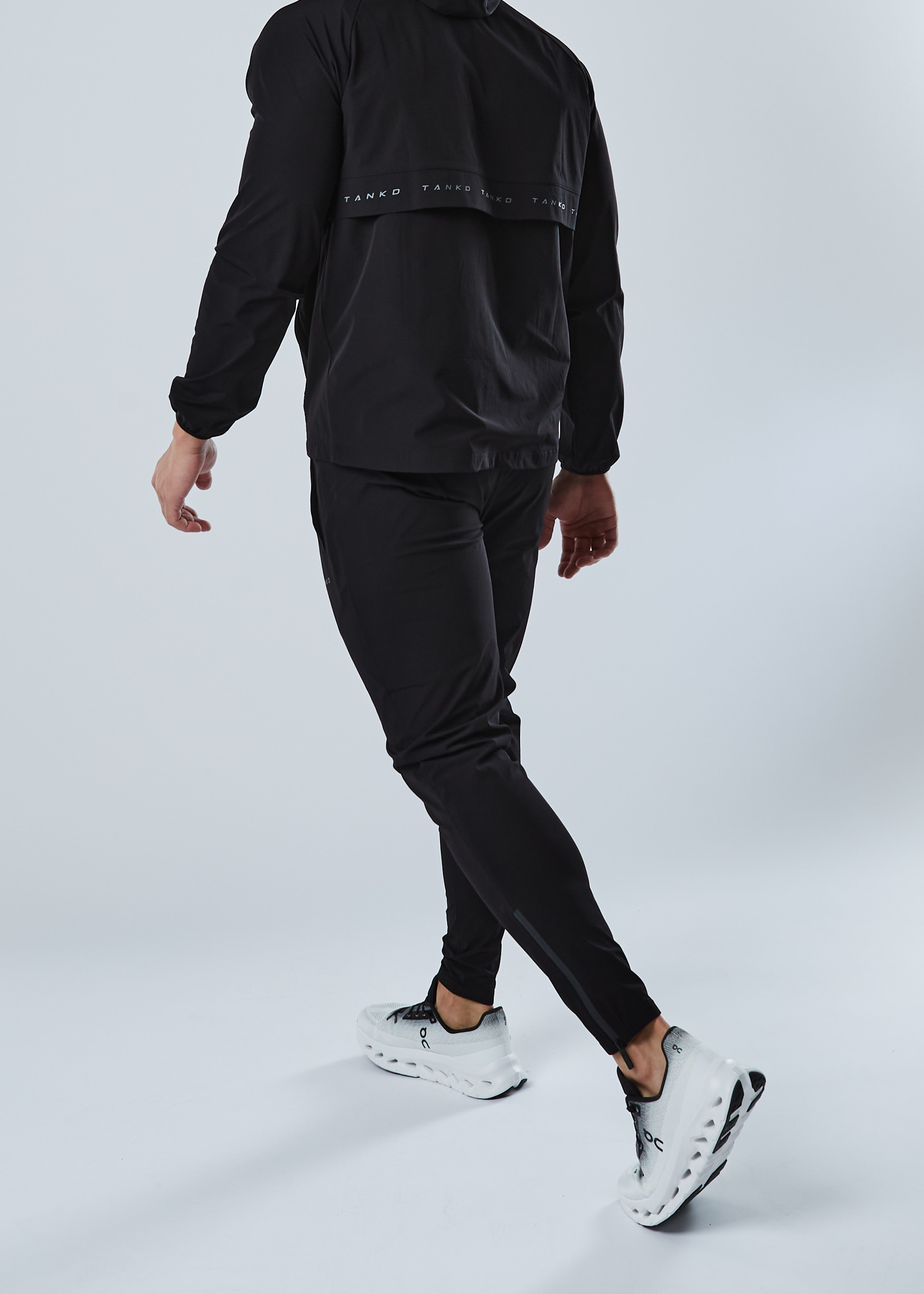 Core Tapered Zip Cuff Joggers (Black)