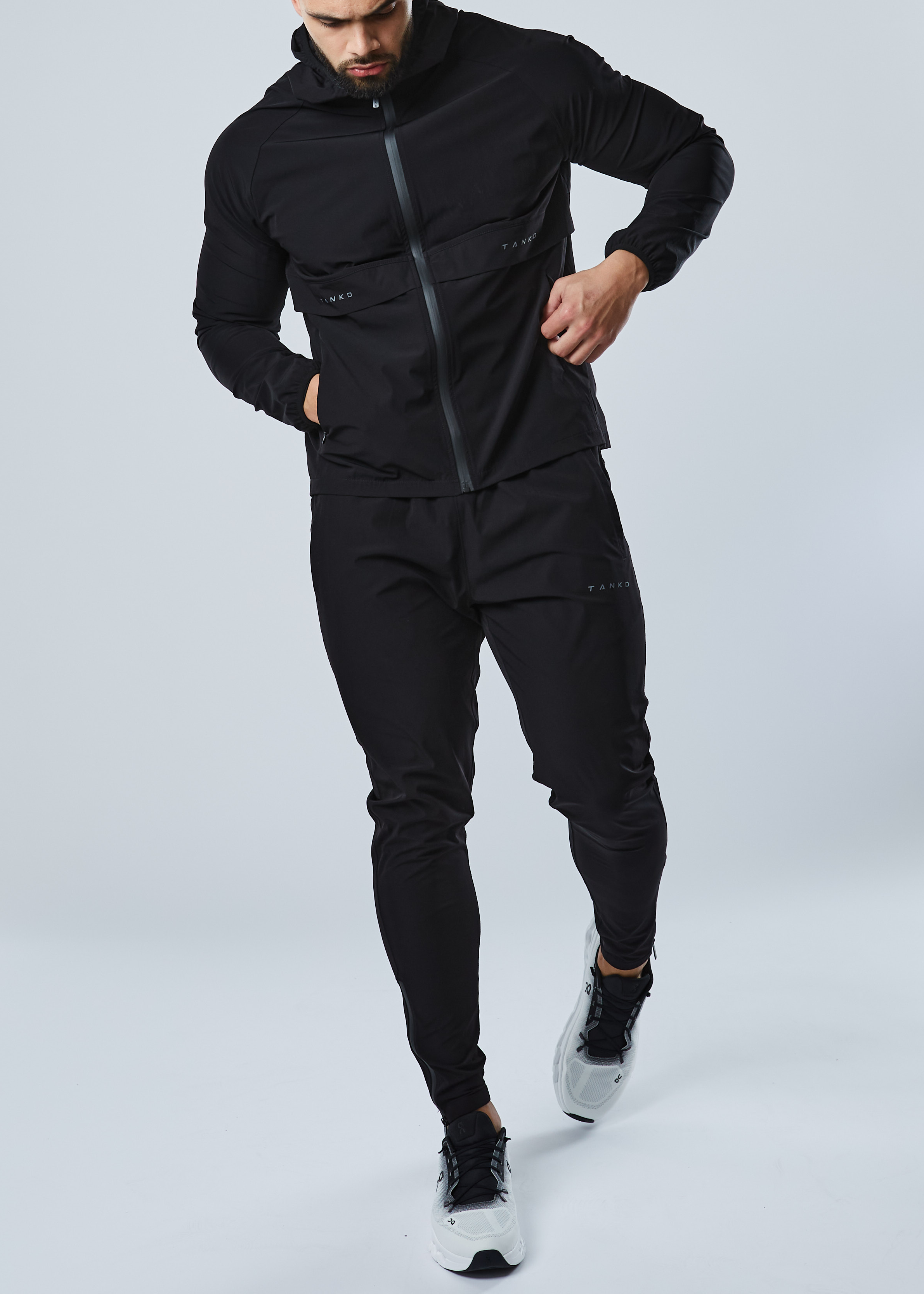 Core Tapered Zip Cuff Joggers (Black)