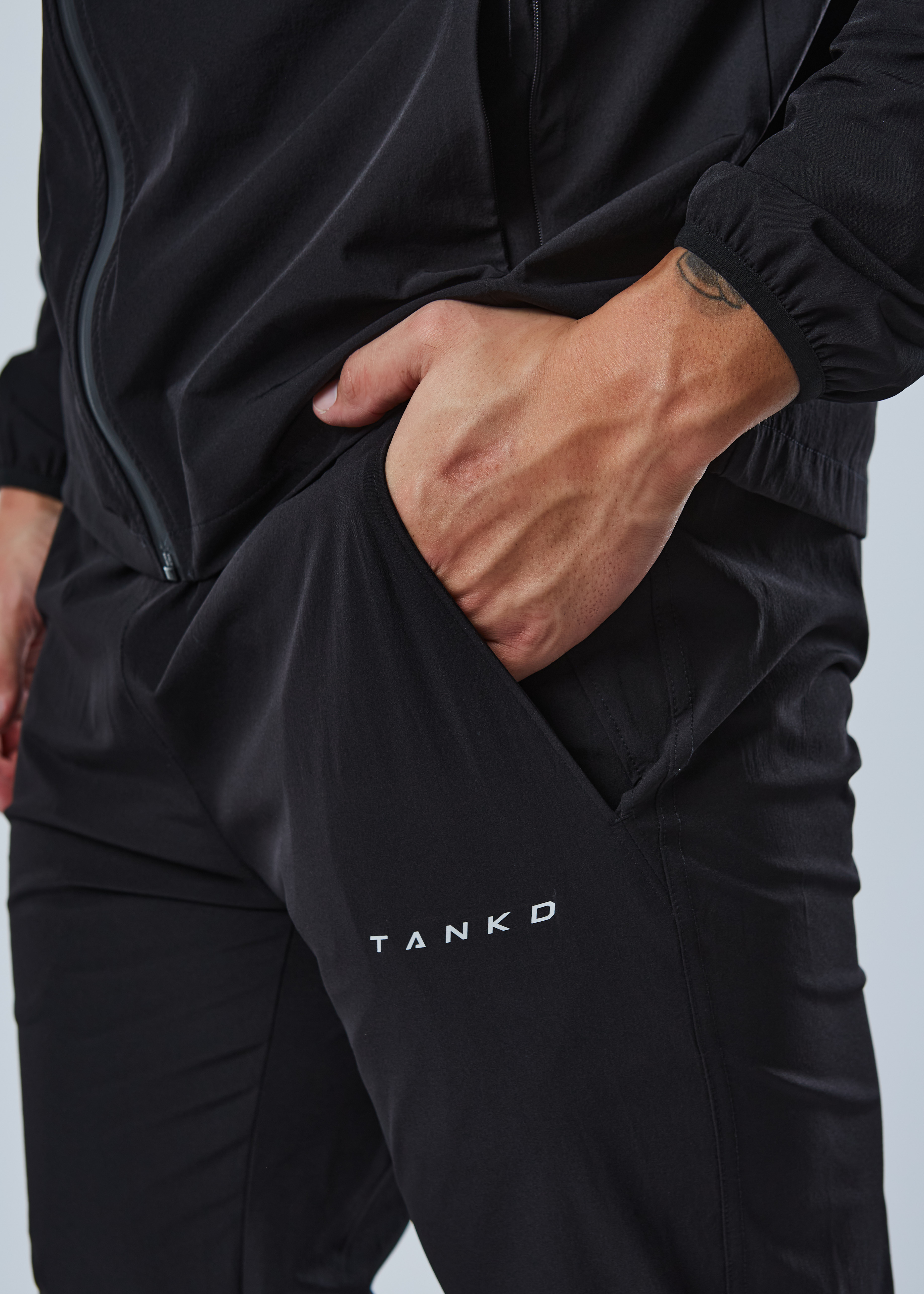 Core Cuffed Joggers (Black)