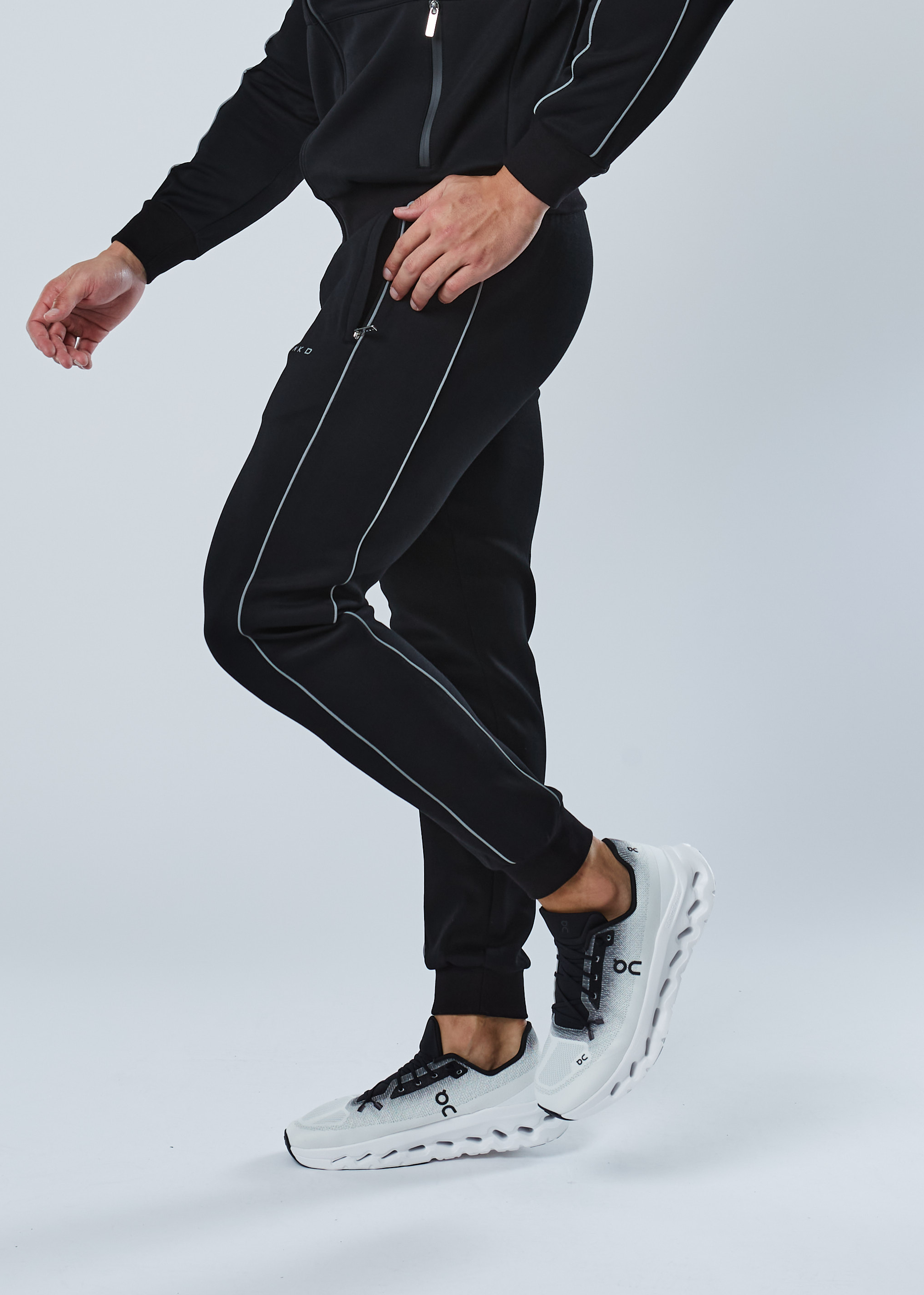 Reflective Cuffed Sweat Pants (Black)