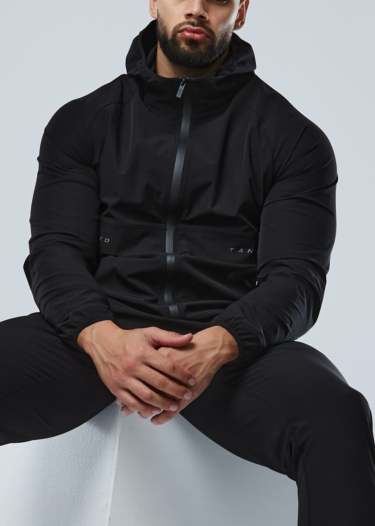 Tail Wind Zip Jacket (Black)